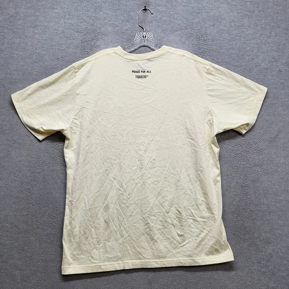 Uniqlo x Peanuts Men Shirt XL‎ Cream Graphic Print Peanuts Characters Love